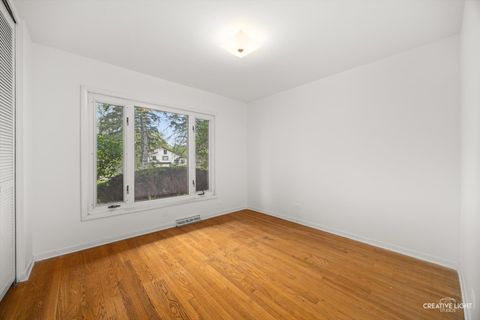 Tiny photo for 305 S Lambert Road, Glen Ellyn, IL 60137 (MLS # 12627360)