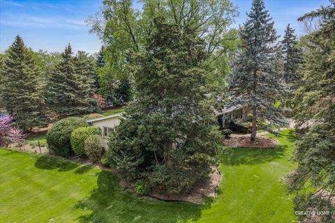 Tiny photo for 305 S Lambert Road, Glen Ellyn, IL 60137 (MLS # 12627360)