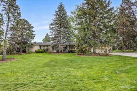 Photo of 305 S Lambert Road, Glen Ellyn, IL 60137 (MLS # 12627360)