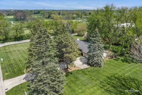 Tiny photo for 305 S Lambert Road, Glen Ellyn, IL 60137 (MLS # 12627360)