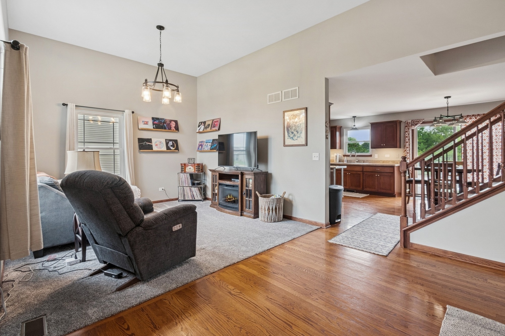 610 Sandburg Drive