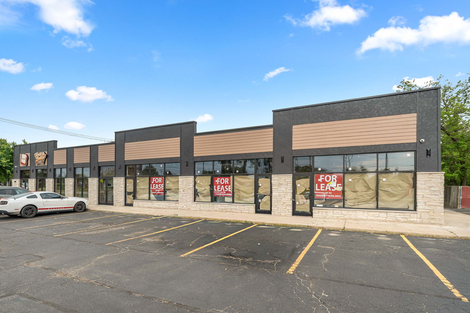 Photo 1 of 18 — 10296 S 78th Avenue B, Palos Hills, IL 60465