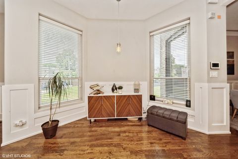 Tiny photo for 4456 S Berkeley Avenue, Chicago, IL 60653 (MLS # 12411946)