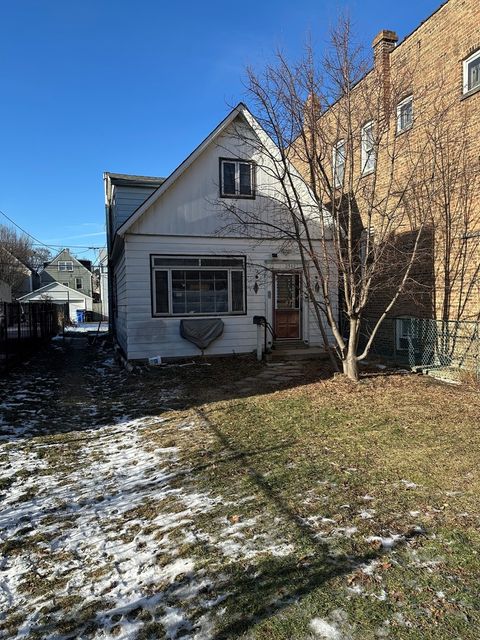 Tiny photo for 2942 N Gresham Avenue, Chicago, IL 60618 (MLS # 12543496)