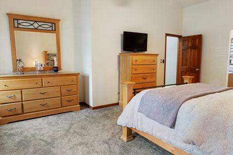 Tiny photo for 496 Edinburgh Lane, West Dundee, IL 60118 (MLS # 12470114)