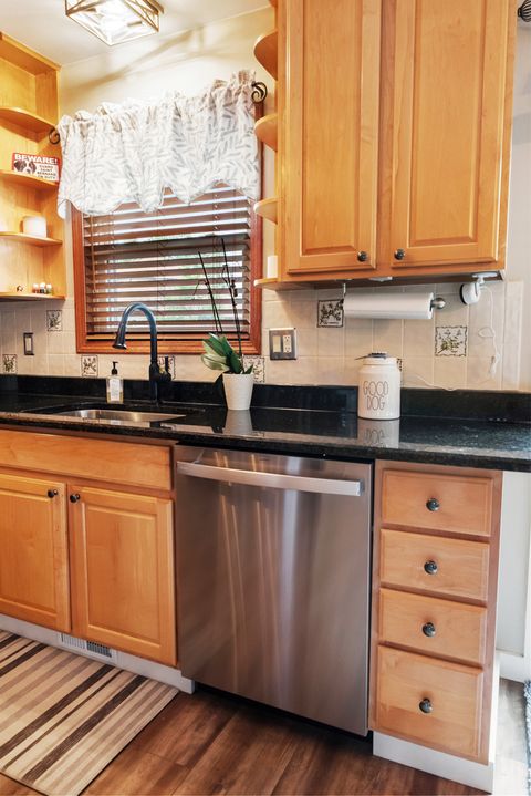 Tiny photo for 496 Edinburgh Lane, West Dundee, IL 60118 (MLS # 12470114)