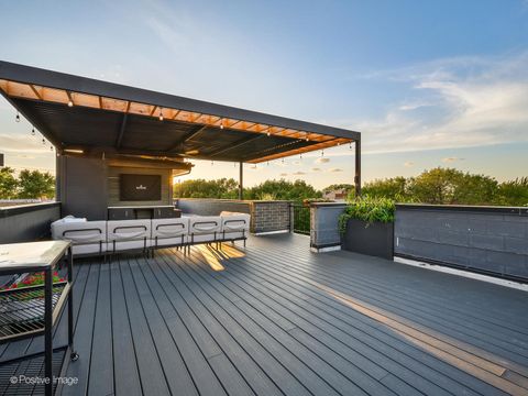 Tiny photo for 856 N Campbell Avenue #3, Chicago, IL 60622 (MLS # 12511572)