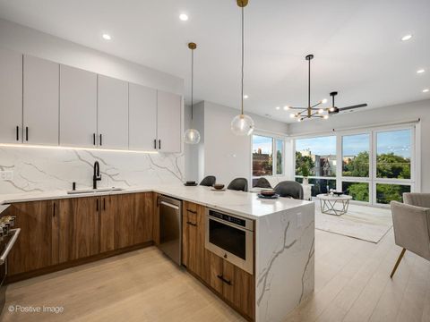 Tiny photo for 856 N Campbell Avenue #3, Chicago, IL 60622 (MLS # 12511572)