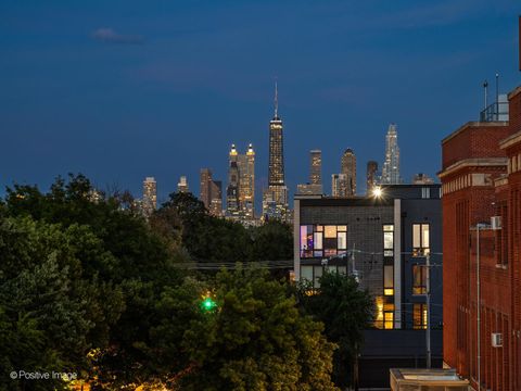 Tiny photo for 856 N Campbell Avenue #3, Chicago, IL 60622 (MLS # 12511572)