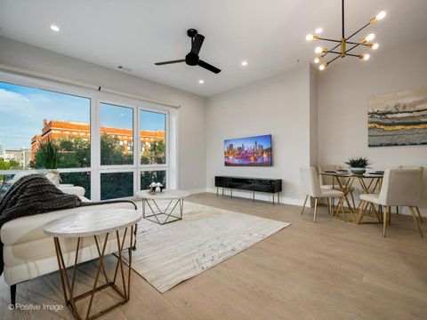 Tiny photo for 856 N Campbell Avenue #3, Chicago, IL 60622 (MLS # 12511572)