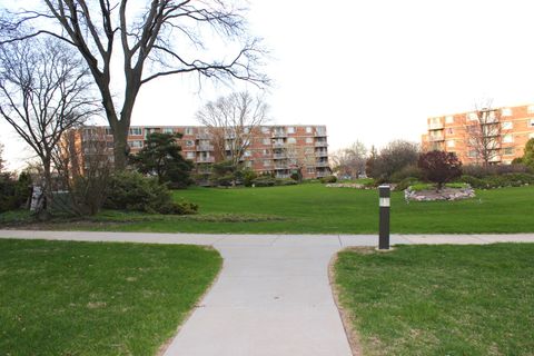 Tiny photo for 2201 S Highland Avenue #3G, Lombard, IL 60148 (MLS # 12521607)