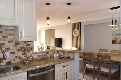 Tiny photo for 2201 S Highland Avenue #3G, Lombard, IL 60148 (MLS # 12521607)