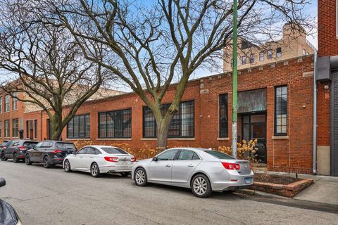 309 N Justine Street Chicago IL 60607