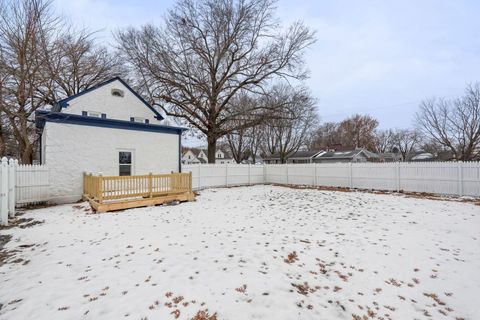 Tiny photo for 412 W 9th Street, Sterling, IL 61081 (MLS # 12537237)