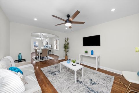 Tiny photo for 11925 S Lafayette Avenue, Chicago, IL 60628 (MLS # 12521157)