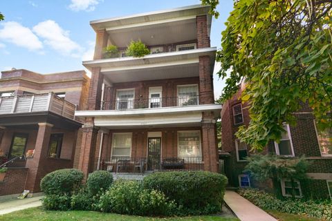 1311 W Thorndale Avenue Chicago IL 60660