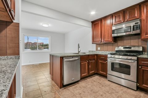 Tiny photo for 111 Windsor Drive, Vernon Hills, IL 60061 (MLS # 12531518)