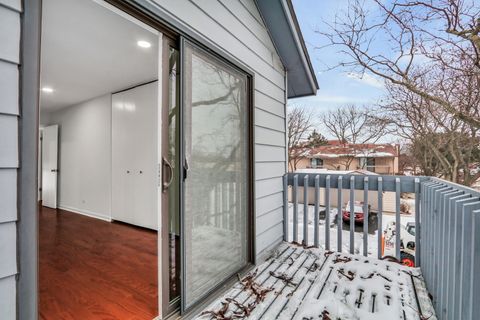 Tiny photo for 111 Windsor Drive, Vernon Hills, IL 60061 (MLS # 12531518)