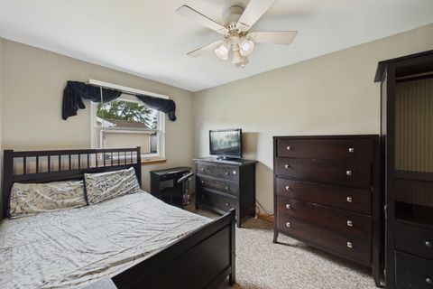 Tiny photo for 4595 Zeppelin Drive, Hanover Park, IL 60133 (MLS # 12682977)