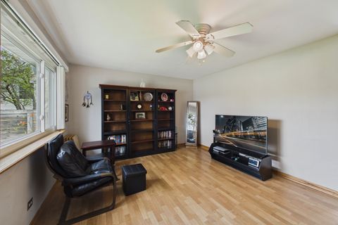 Tiny photo for 4595 Zeppelin Drive, Hanover Park, IL 60133 (MLS # 12682977)
