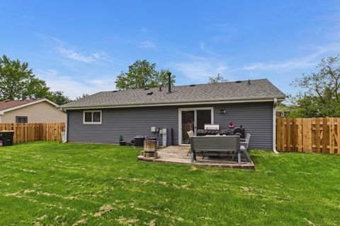 Tiny photo for 4595 Zeppelin Drive, Hanover Park, IL 60133 (MLS # 12682977)