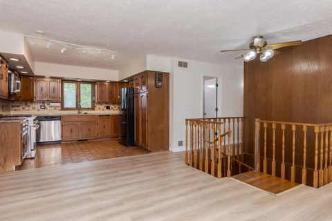 Tiny photo for 3312 N 1475 East Road, Heyworth, IL 61745 (MLS # 12618215)