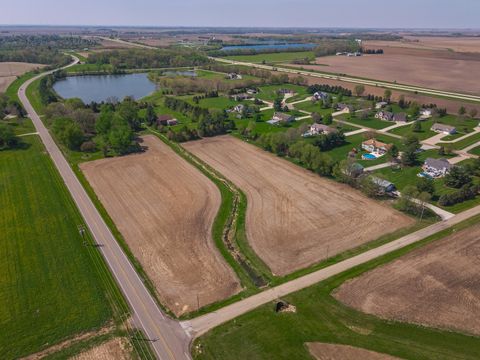 Tiny photo for 3312 N 1475 East Road, Heyworth, IL 61745 (MLS # 12618215)