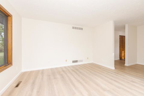 Tiny photo for 3312 N 1475 East Road, Heyworth, IL 61745 (MLS # 12618215)