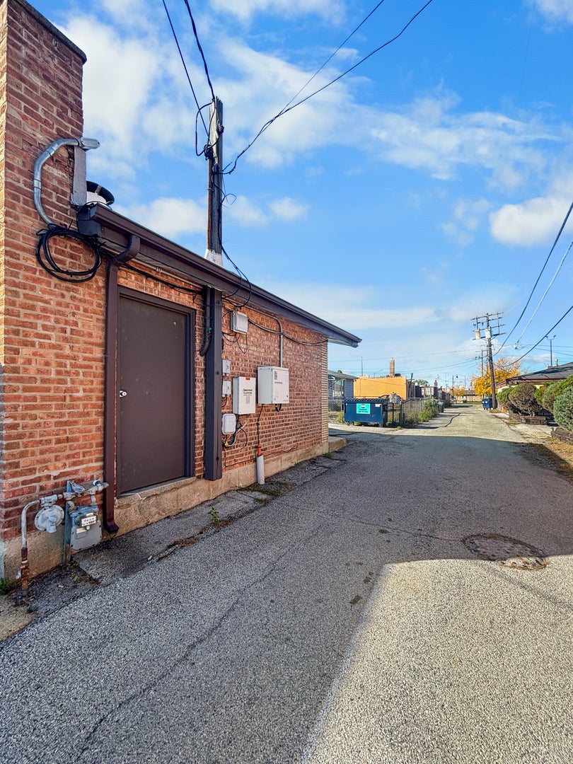 3436 Ridge Road 1-5