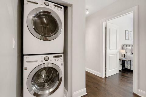 Tiny photo for 3815 N Kedzie Avenue #3S, Chicago, IL 60618 (MLS # 12489247)