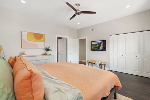 Tiny photo for 3815 N Kedzie Avenue #3S, Chicago, IL 60618 (MLS # 12489247)