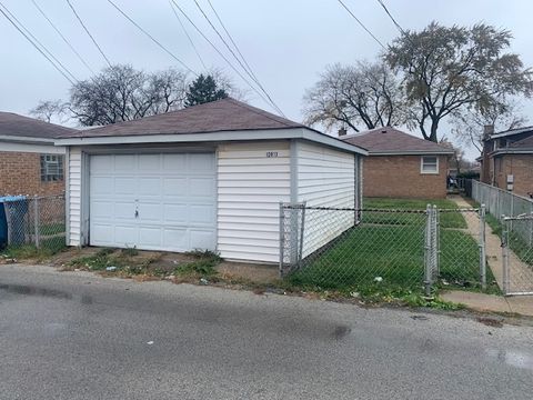 Tiny photo for 12613 S Marshfield Avenue, Calumet Park, IL 60827 (MLS # 12527941)