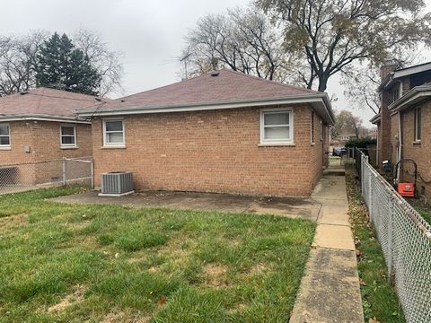 Tiny photo for 12613 S Marshfield Avenue, Calumet Park, IL 60827 (MLS # 12527941)