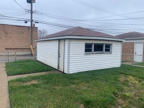 Tiny photo for 12613 S Marshfield Avenue, Calumet Park, IL 60827 (MLS # 12527941)