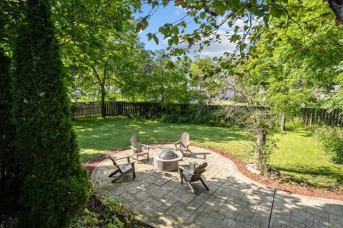 Tiny photo for 711 Quassey Avenue, Lake Bluff, IL 60044 (MLS # 12745820)