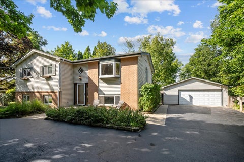 Tiny photo for 711 Quassey Avenue, Lake Bluff, IL 60044 (MLS # 12745820)