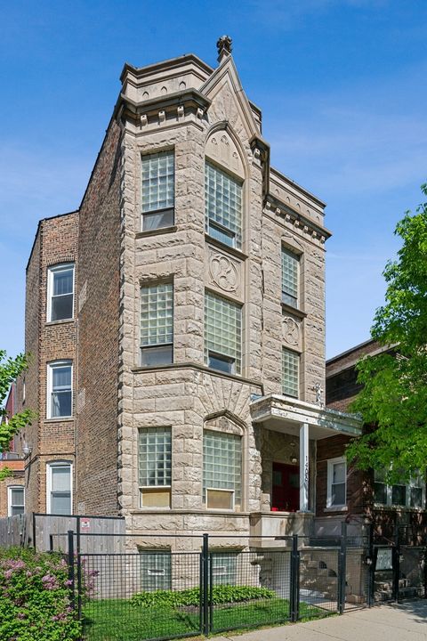 1406 N Washtenaw Avenue 3 Chicago IL 60622