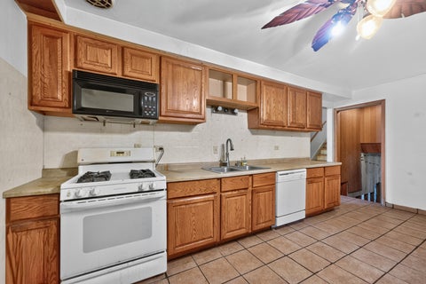 Tiny photo for 14717 Avalon Avenue, Dolton, IL 60419 (MLS # 12795616)