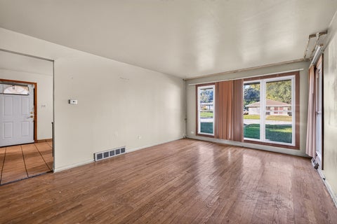 Tiny photo for 14717 Avalon Avenue, Dolton, IL 60419 (MLS # 12795616)