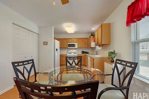 Tiny photo for 1167 N Oakwood Drive #32-3, Fox Lake, IL 60020 (MLS # 12592438)