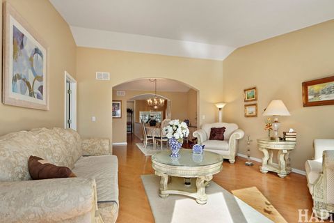 Tiny photo for 1167 N Oakwood Drive #32-3, Fox Lake, IL 60020 (MLS # 12592438)