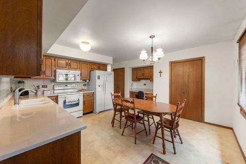 Tiny photo for 1653 Kenyon Drive, Naperville, IL 60565 (MLS # 12583962)