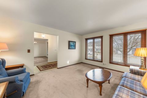 Tiny photo for 1653 Kenyon Drive, Naperville, IL 60565 (MLS # 12583962)