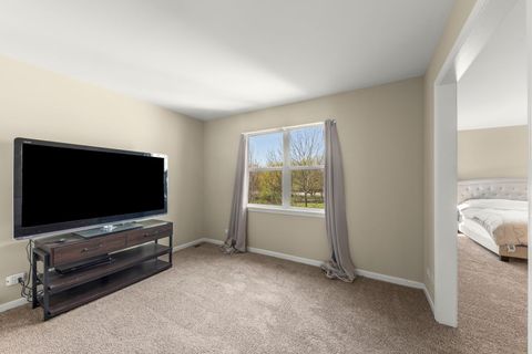 Tiny photo for 1240 Sandpiper Court, Grayslake, IL 60030 (MLS # 12620719)