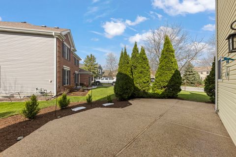 Tiny photo for 1240 Sandpiper Court, Grayslake, IL 60030 (MLS # 12620719)