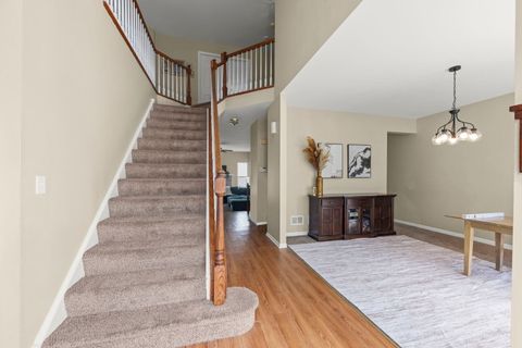 Tiny photo for 1240 Sandpiper Court, Grayslake, IL 60030 (MLS # 12620719)