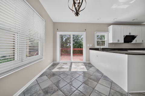 Tiny photo for 17 Chapel Hill Court, Westmont, IL 60559 (MLS # 12771658)