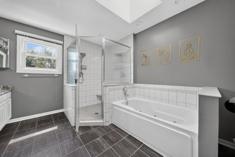 Tiny photo for 17 Chapel Hill Court, Westmont, IL 60559 (MLS # 12771658)