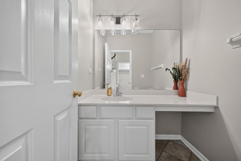Tiny photo for 17 Chapel Hill Court, Westmont, IL 60559 (MLS # 12771658)