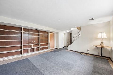 Tiny photo for 907 Jeffery Court, Schaumburg, IL 60193 (MLS # 12628216)